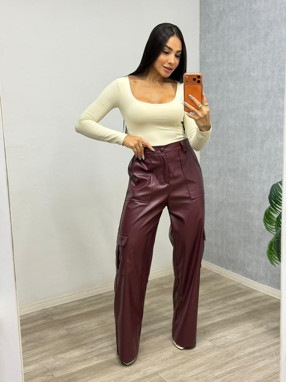 Calça Wide Leg PU