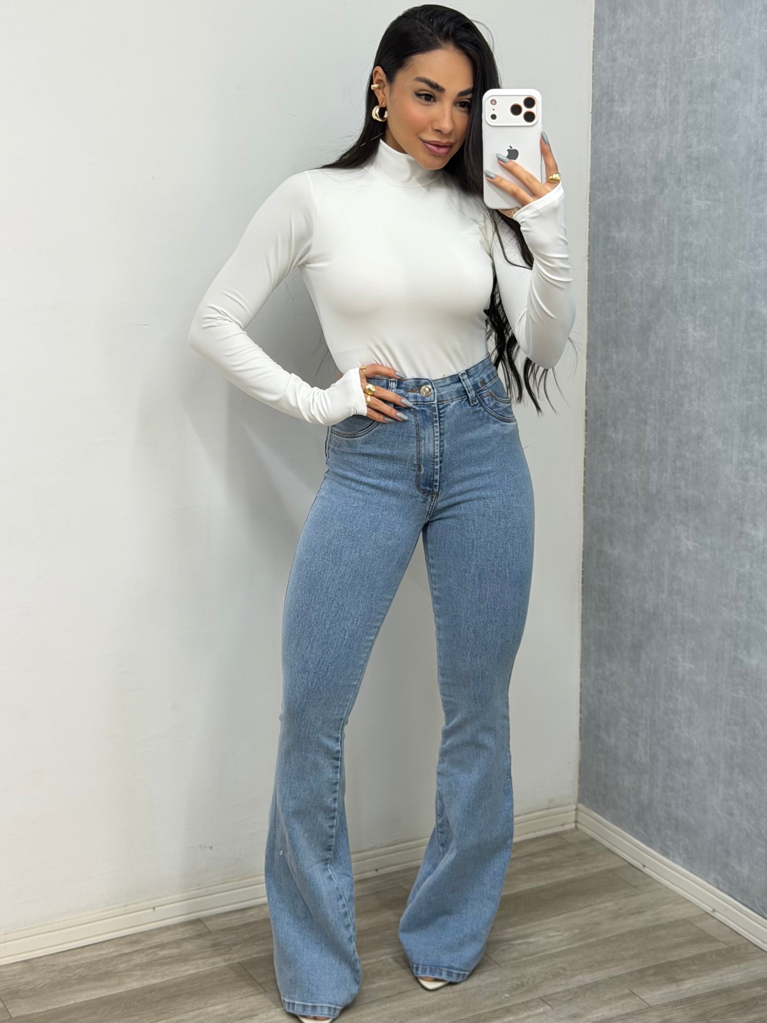 Calça flare marmorizada