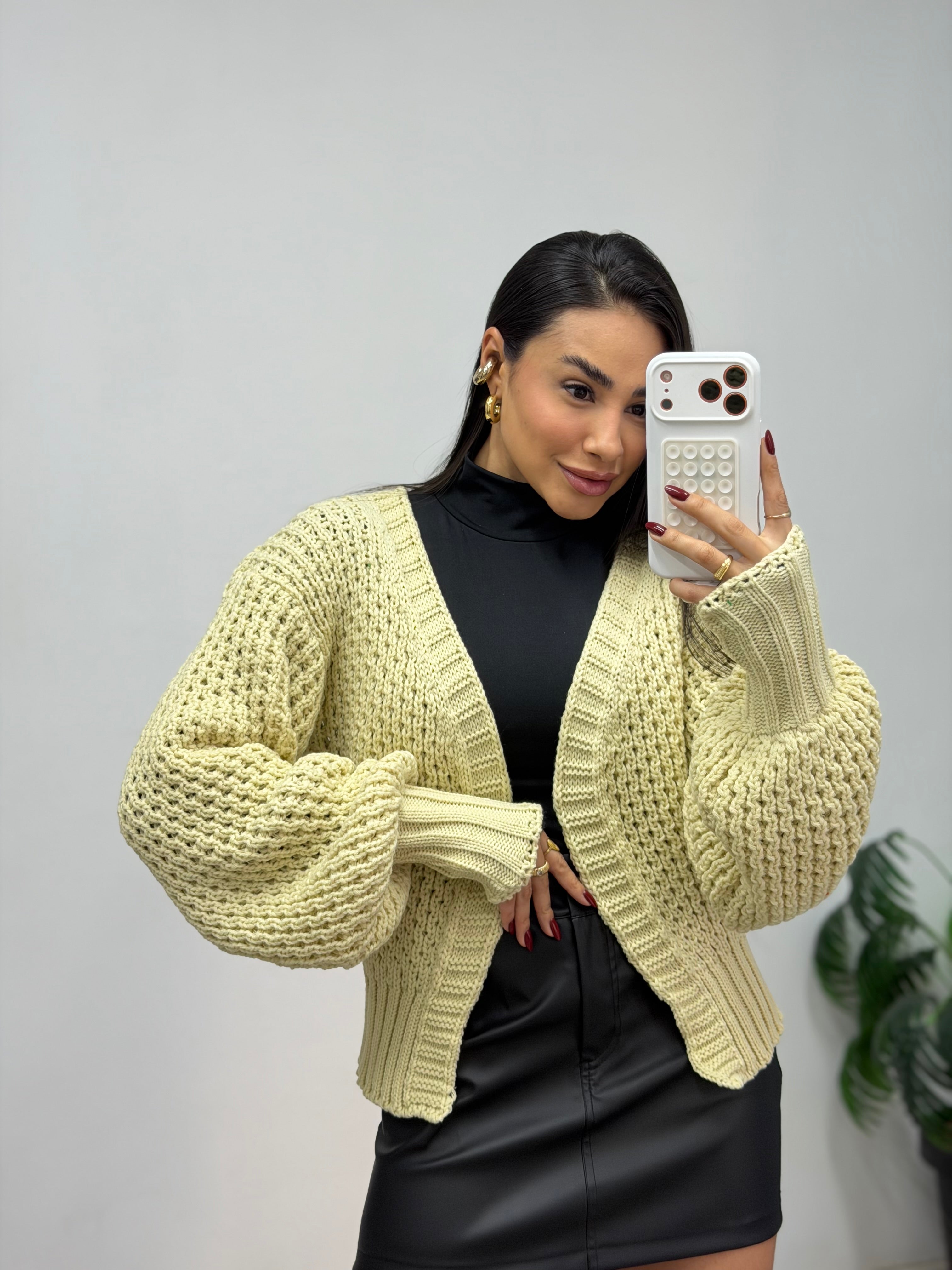 Cardigan em lã