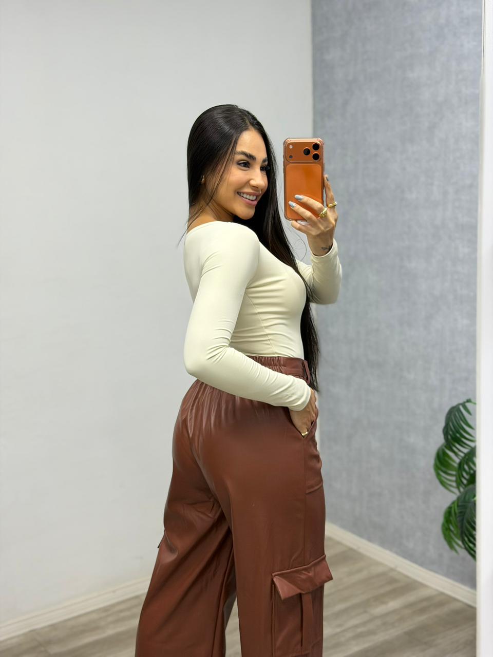Calça Wide Leg PU